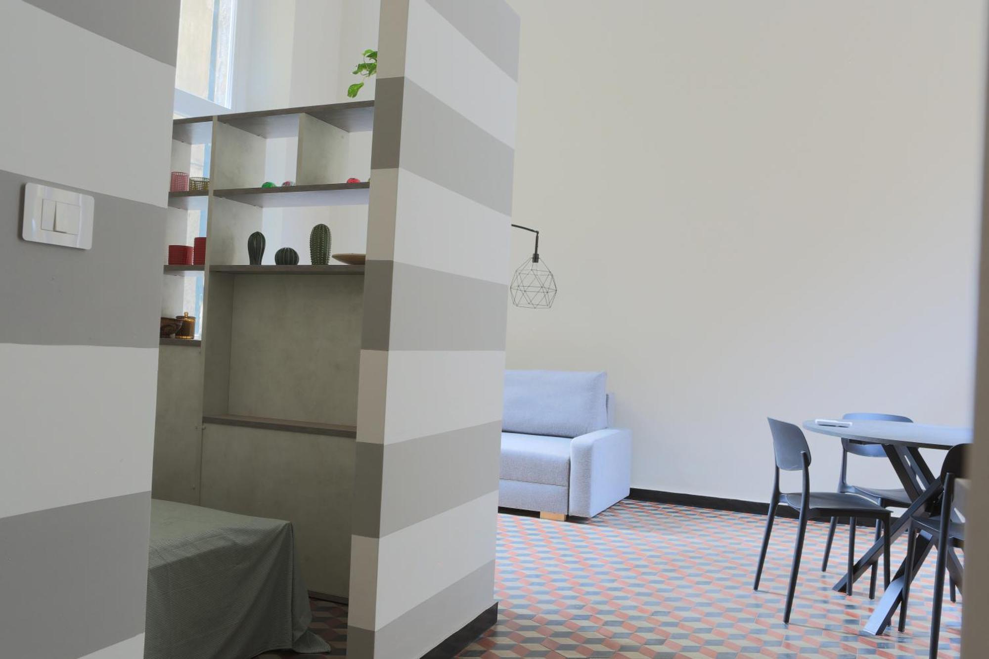 Apartment Renovated With Balcony In San Lorenzo - With Elevator *